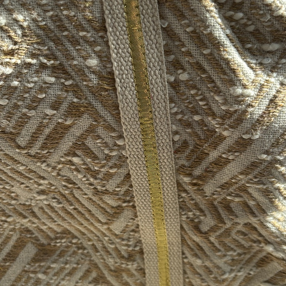 Tote - Picture 5 of 9